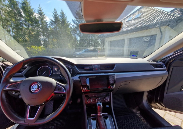 Skoda Superb cena 69900 przebieg: 150000, rok produkcji 2016 z Kamieńsk małe 277